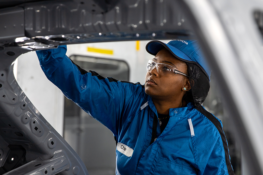 Managers and Salaried Employee Filling An Open Automotive Manufacturing Job in North Alabama for Mazda Toyota Manufacturing
